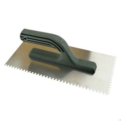 Гладилка нерж с пласт. ручкой 280х130мм, зуб   4х  4мм  ЧЕГЛОК