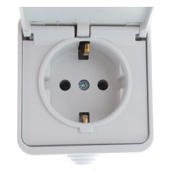 Розетка 1-ая о/п с/з с крышкой IP44 AQUA  IN HOME