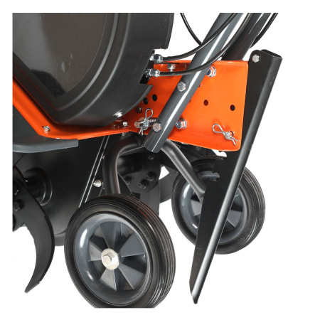 Мотокультиватор P-700  PATRIOT (7.0л.с, 1 вперед/1 назад, ширина обработки 800мм,4 фрезы)