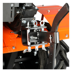 Мотоблок "УРАЛ" PATRIOT (7.8л.с, 6 скоростей (4вперед/2назад), ширина вспашки 90см,6 фрез,колеса)