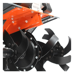 Мотокультиватор P-700  PATRIOT (7.0л.с, 1 вперед/1 назад, ширина обработки 800мм,4 фрезы)